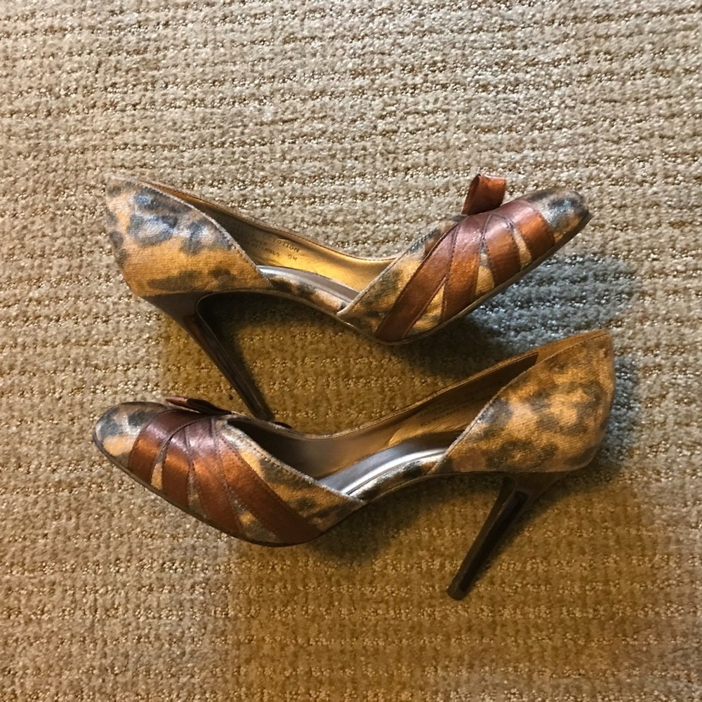 Carlos Santana Leopard Print Women’s Size 9 4” Heels